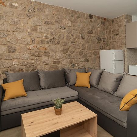 Lithos Suites Finikounta Ngoại thất bức ảnh