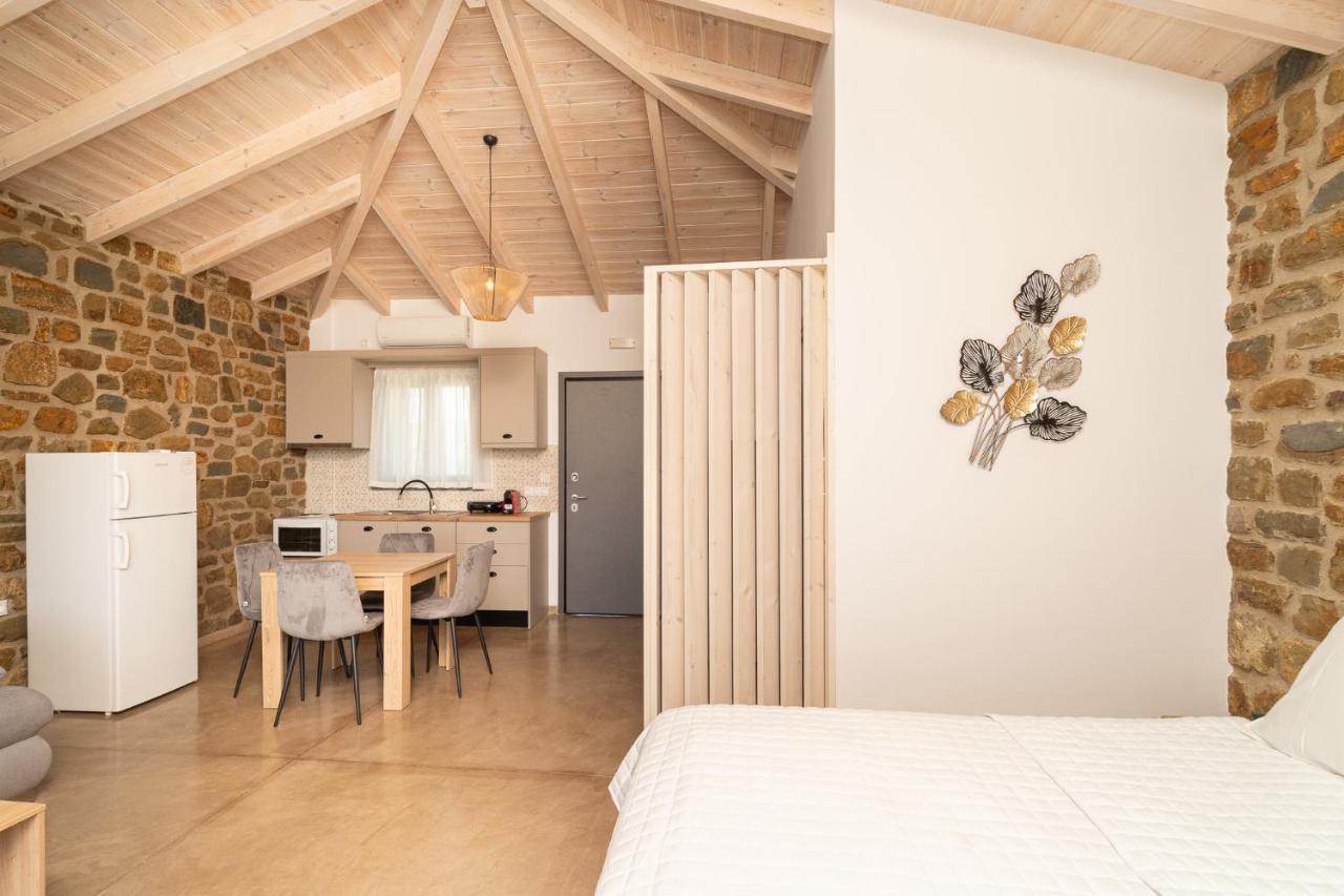 Lithos Suites Finikounta Ngoại thất bức ảnh