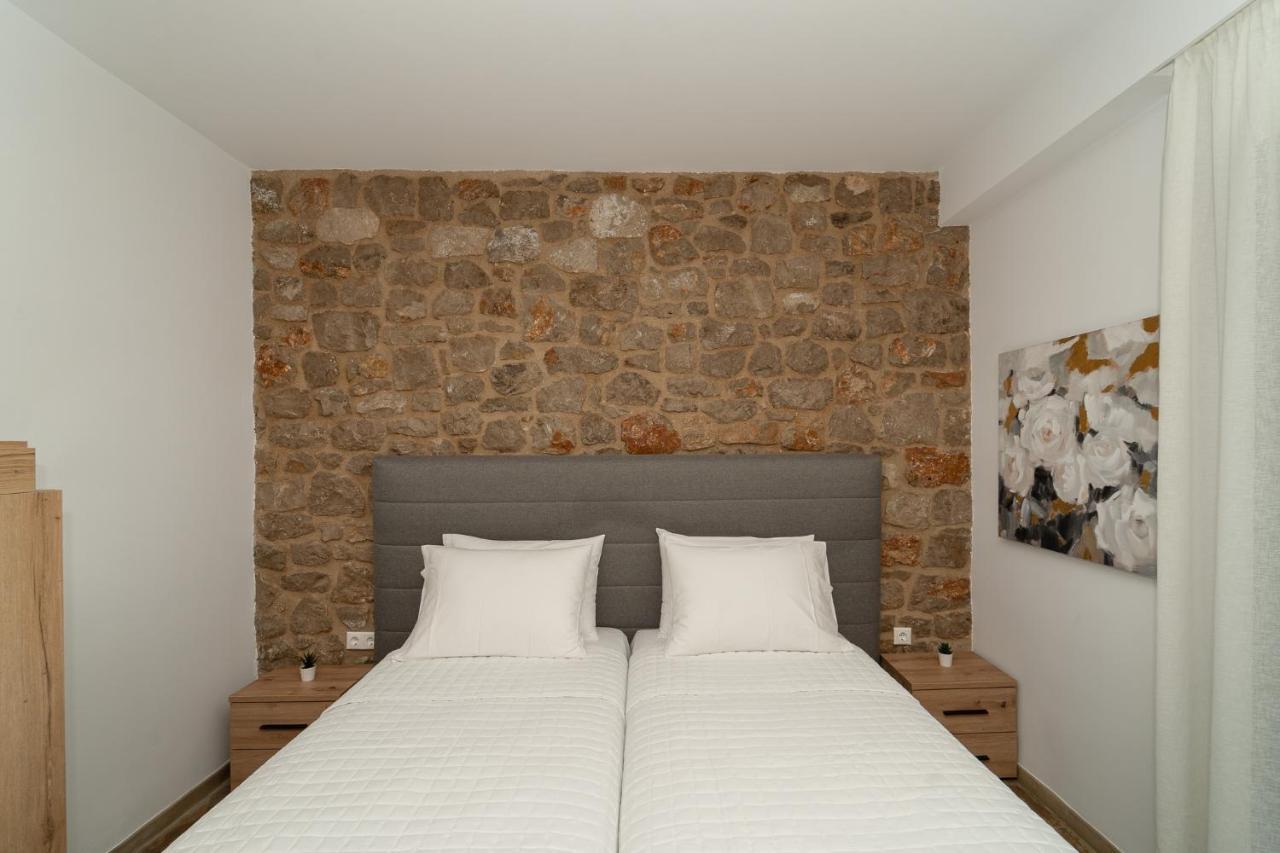 Lithos Suites Finikounta Ngoại thất bức ảnh