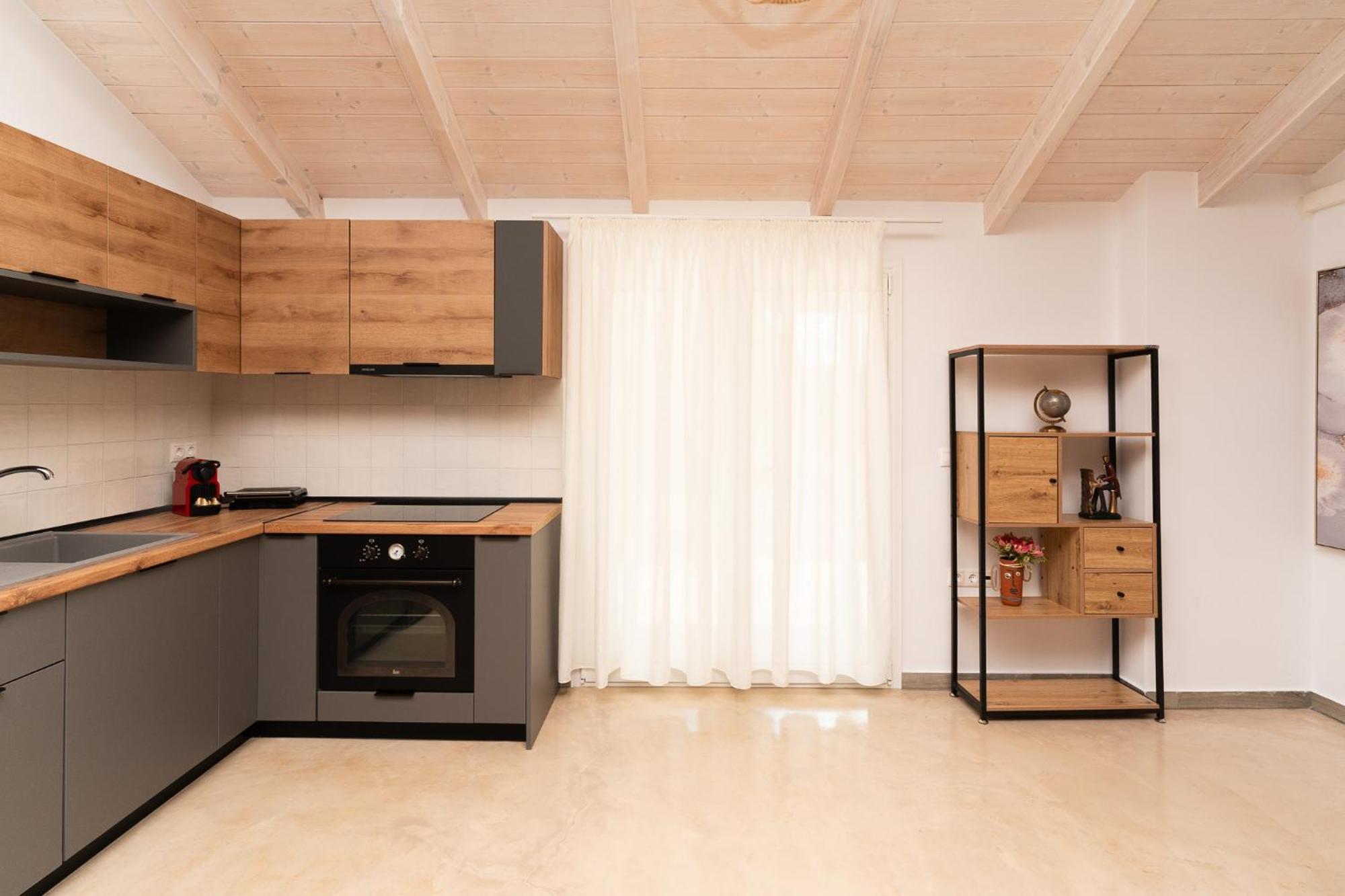 Lithos Suites Finikounta Ngoại thất bức ảnh