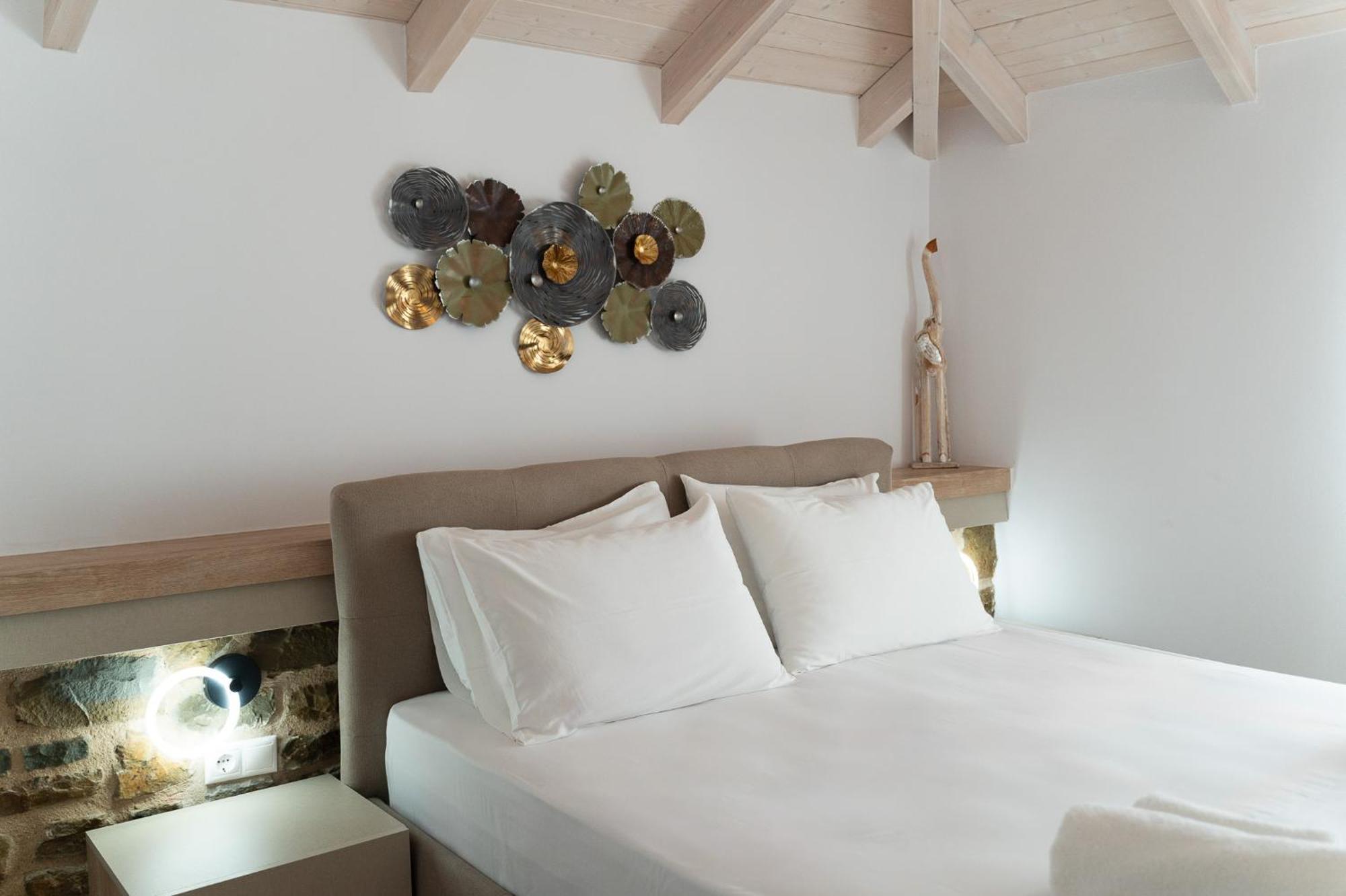 Lithos Suites Finikounta Ngoại thất bức ảnh