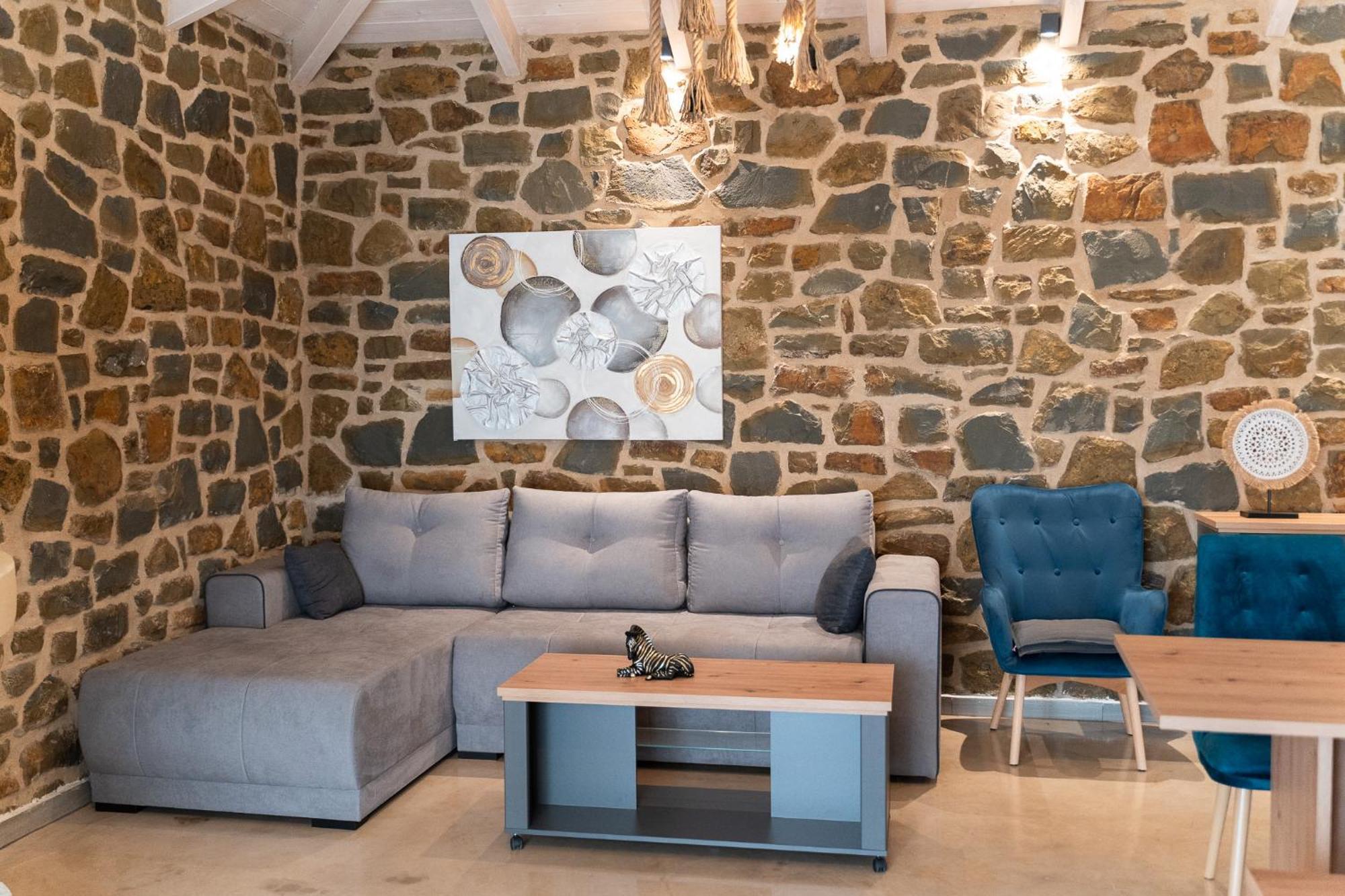 Lithos Suites Finikounta Ngoại thất bức ảnh