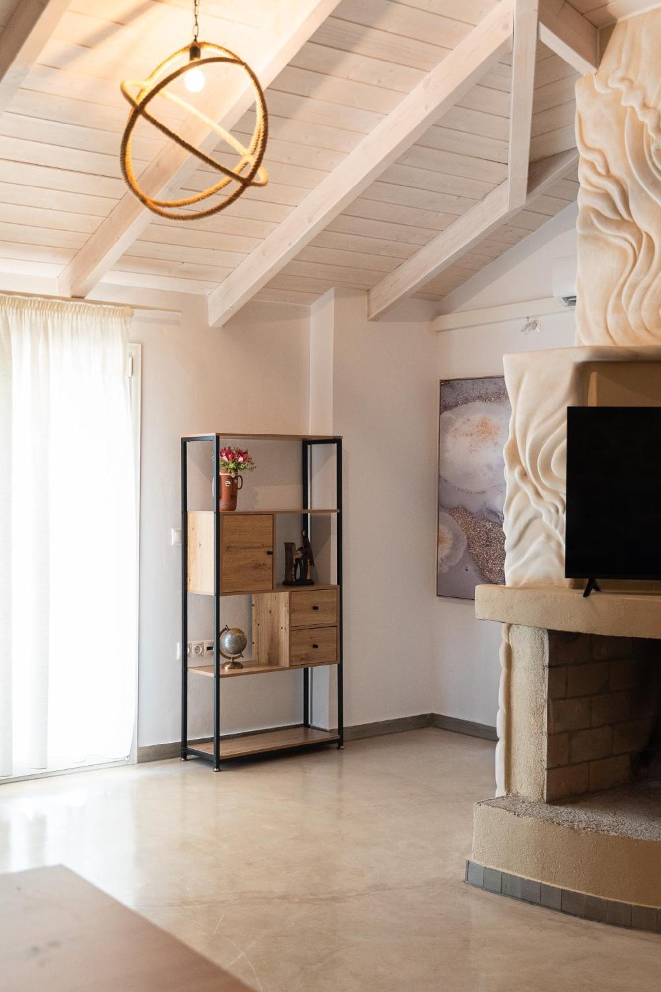 Lithos Suites Finikounta Ngoại thất bức ảnh
